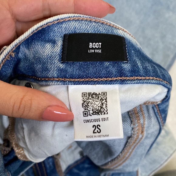 Express—Bootcut Lowrise - Picture 4 of 4